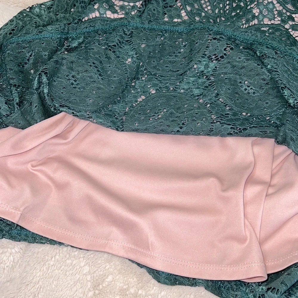 Danny and Nicole Green Crochet Lace A-Line Dress with Pink Underlay - Size 8